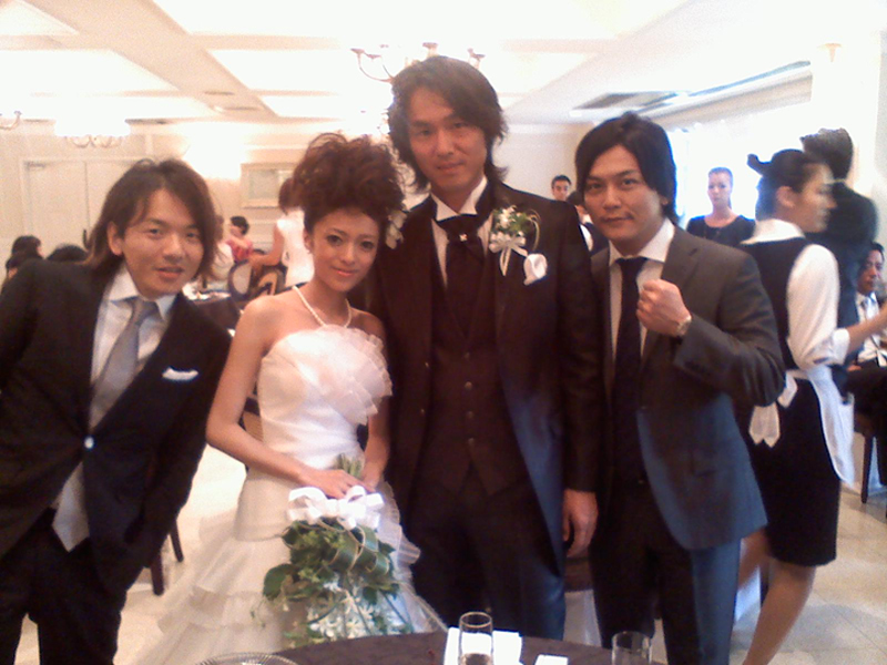 http://stillbyhand.jp/blog/webphoto/DAIYA_wedding.jpg